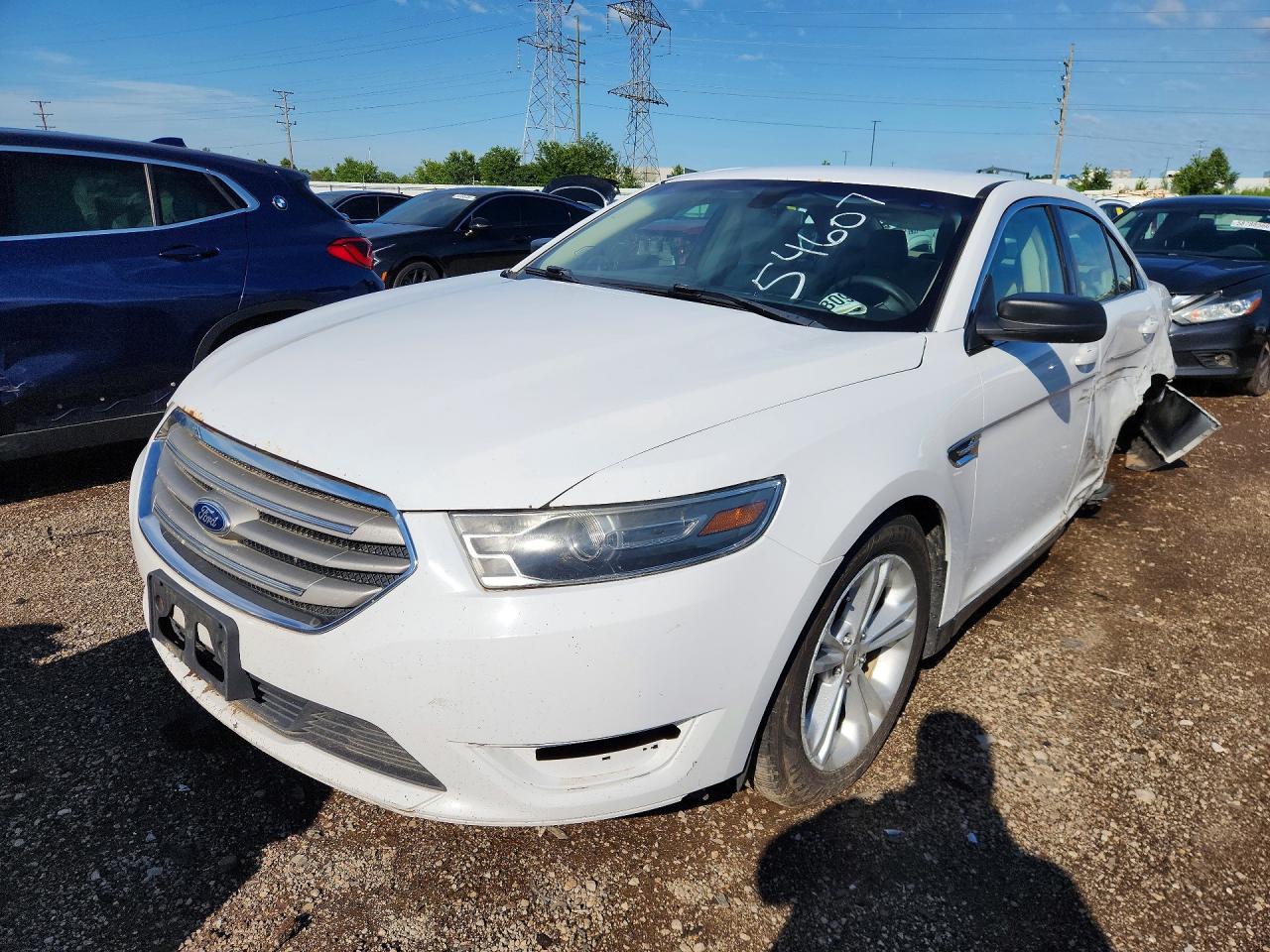 2015 FORD TAURUS SE