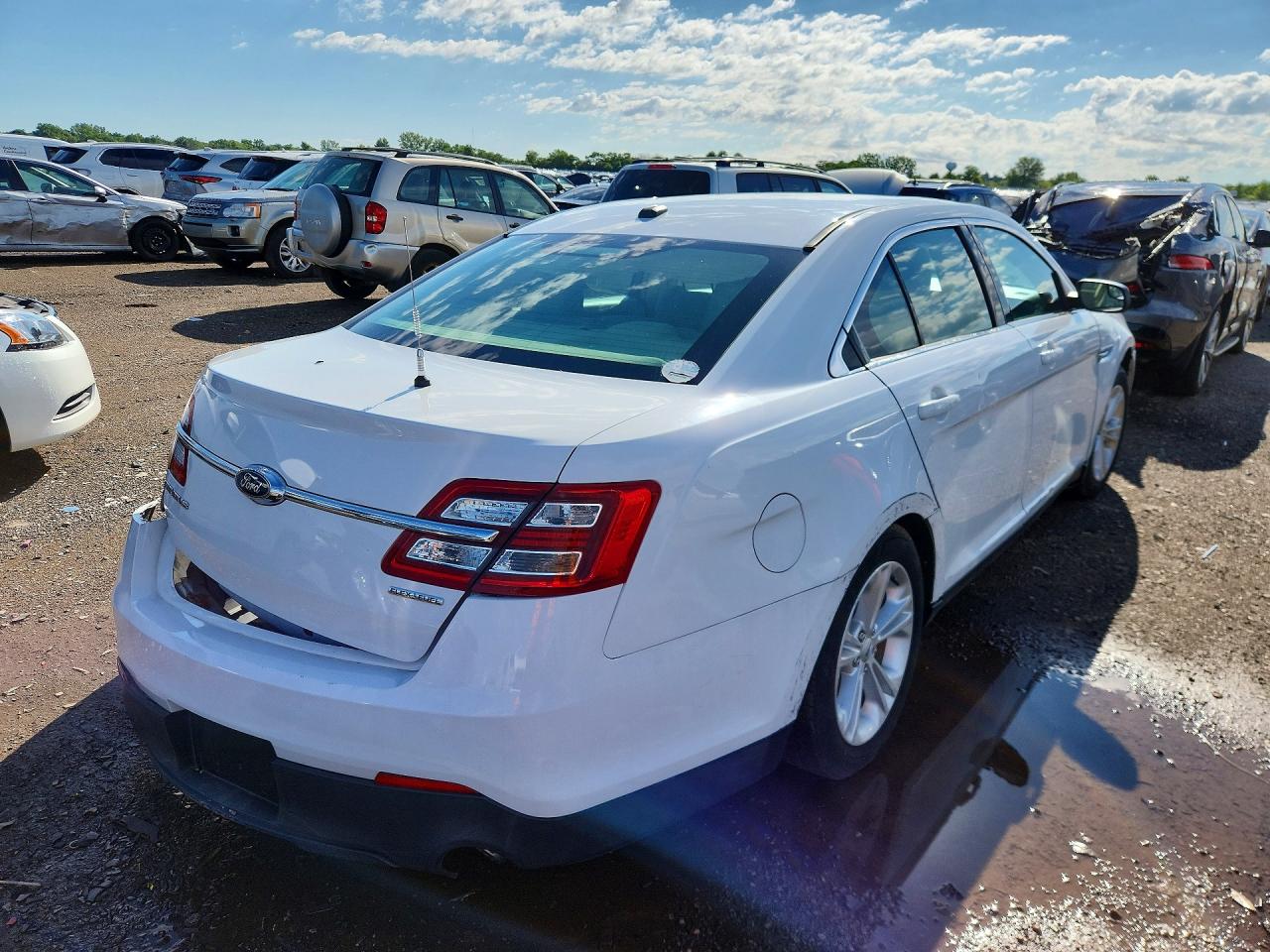 2015 FORD TAURUS SE — снимка 3
