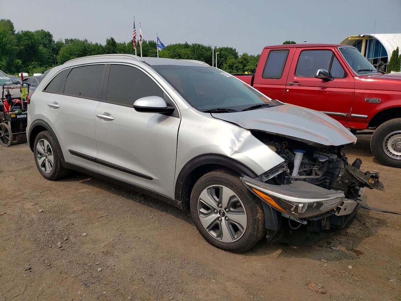 2020 KIA NIRO LX — снимка 4
