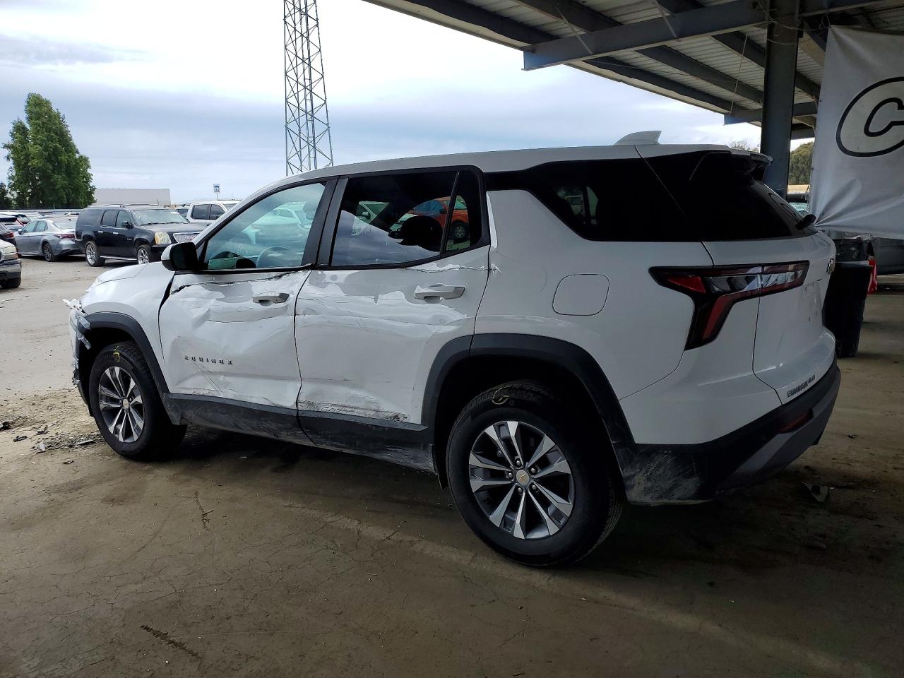2026 CHEVROLET EQUINOX LT — снимка 2