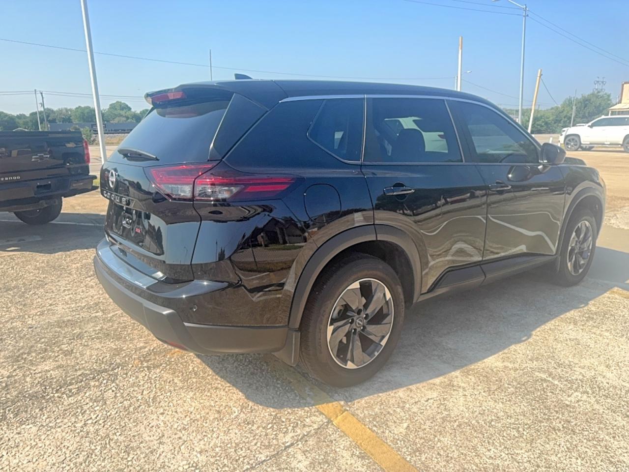 2026 NISSAN ROGUE SV — снимка 4