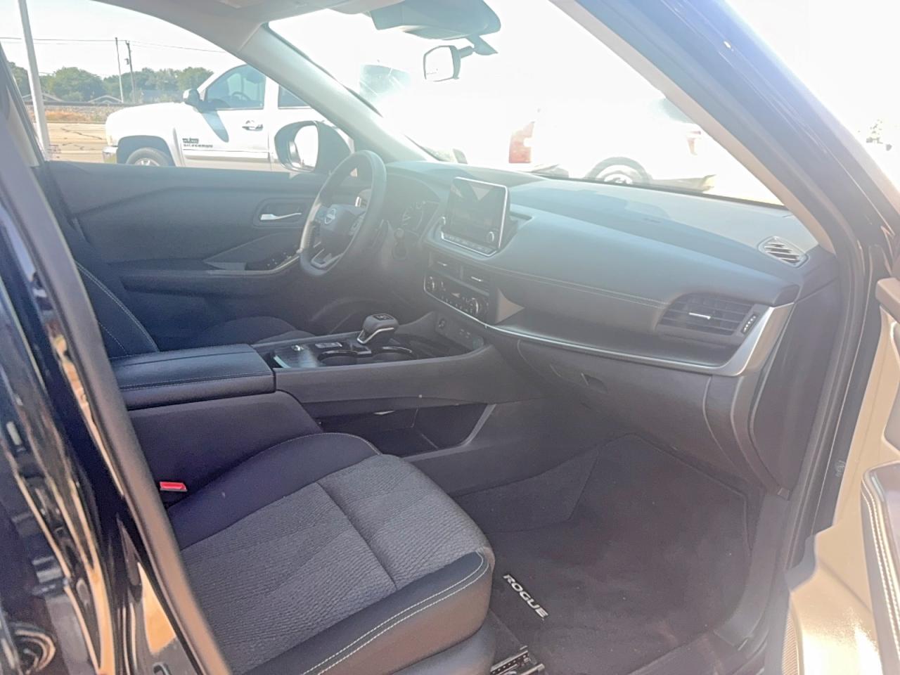 2026 NISSAN ROGUE SV — снимка 5