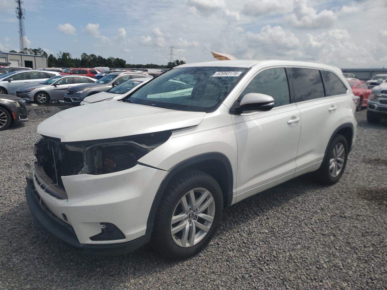 2016 TOYOTA HIGHLANDER LE