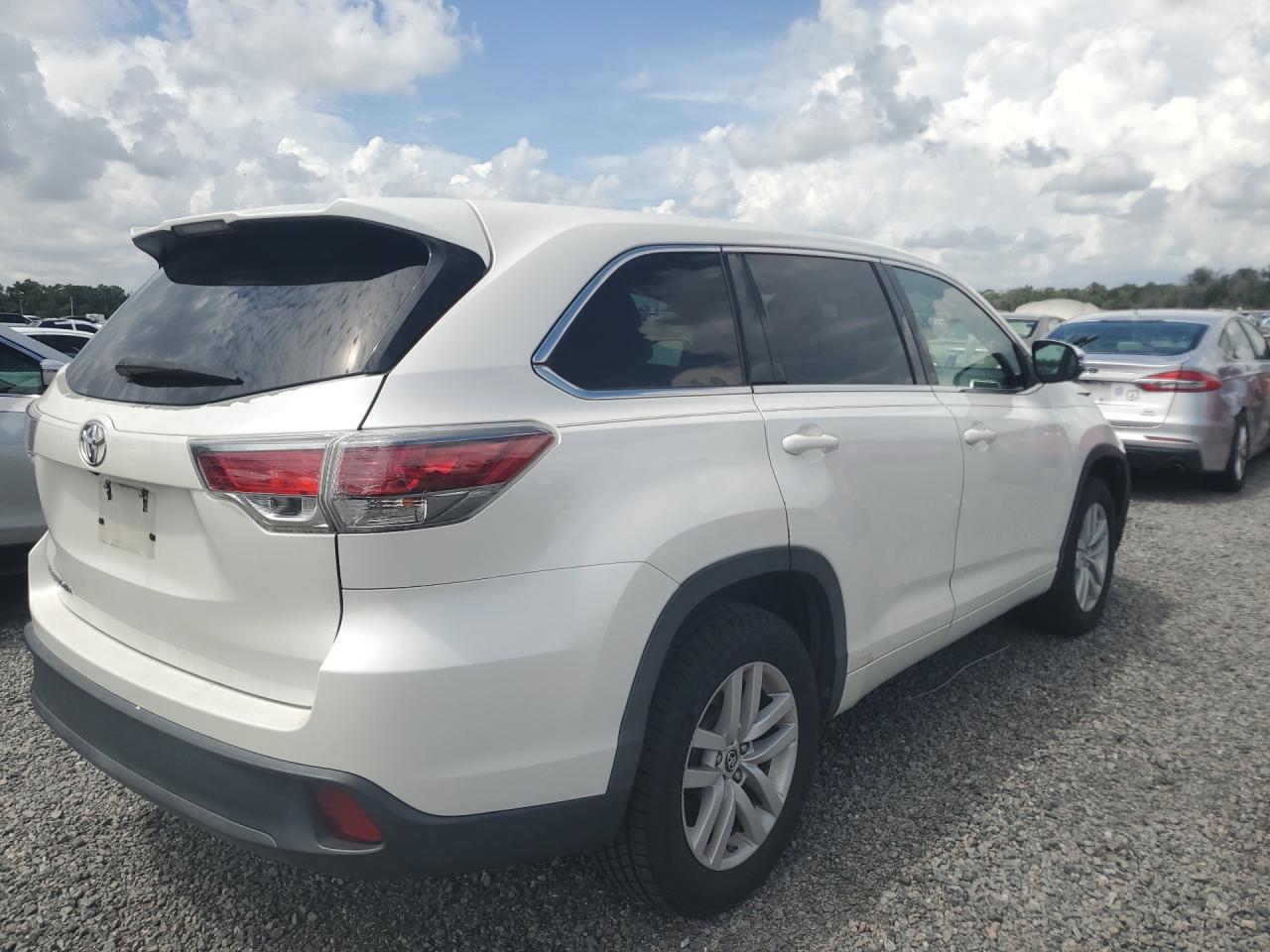 2016 TOYOTA HIGHLANDER LE — снимка 3