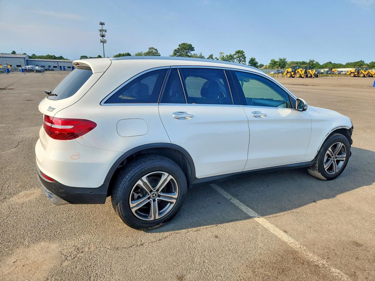 2017 MERCEDES-BENZ GLC 300 4MATIC — снимка 3