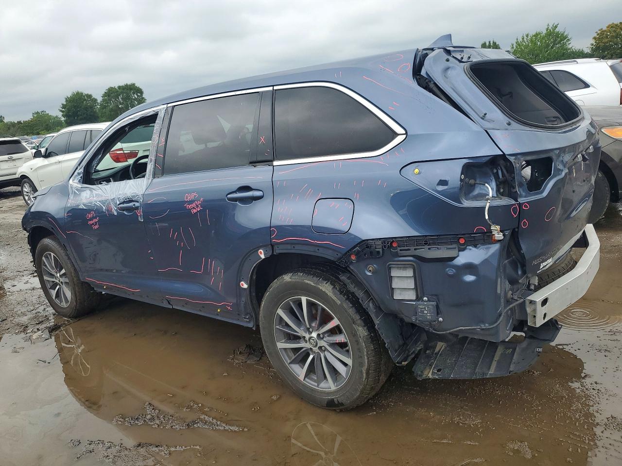 2019 TOYOTA HIGHLANDER XLE — снимка 2