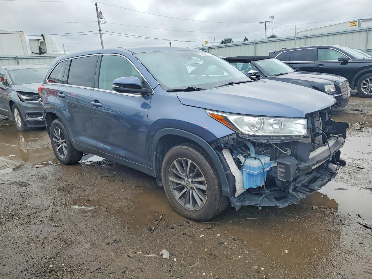 2019 TOYOTA HIGHLANDER XLE — снимка 4
