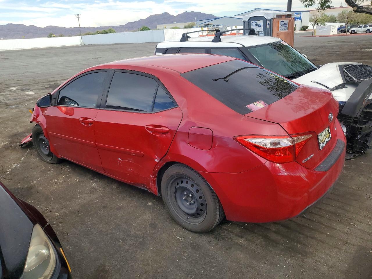 2017 TOYOTA COROLLA LE — снимка 2