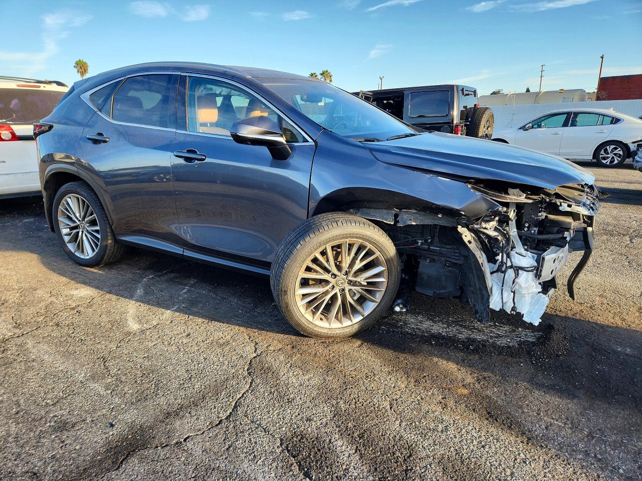 2025 LEXUS NX 350H LUXURY — снимка 4