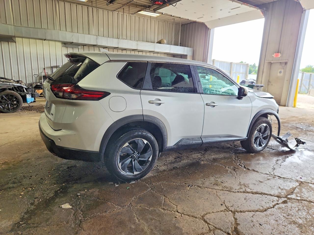 2025 NISSAN ROGUE SV — снимка 3