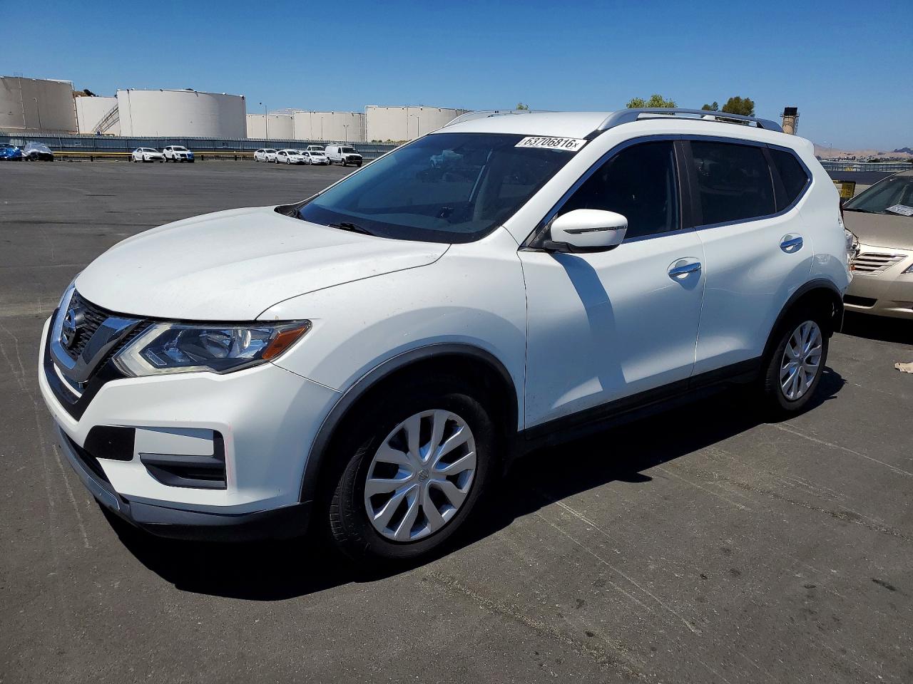 2017 NISSAN ROGUE S