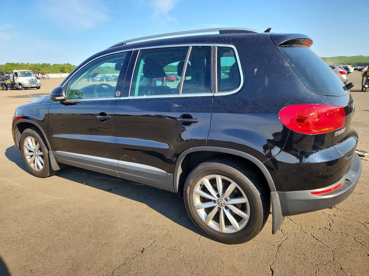 2017 VOLKSWAGEN TIGUAN WOLFSBURG — снимка 2