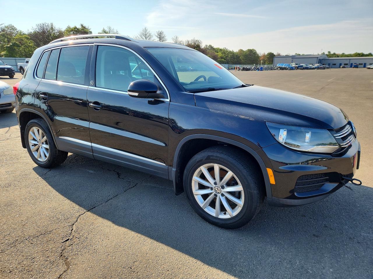 2017 VOLKSWAGEN TIGUAN WOLFSBURG — снимка 4