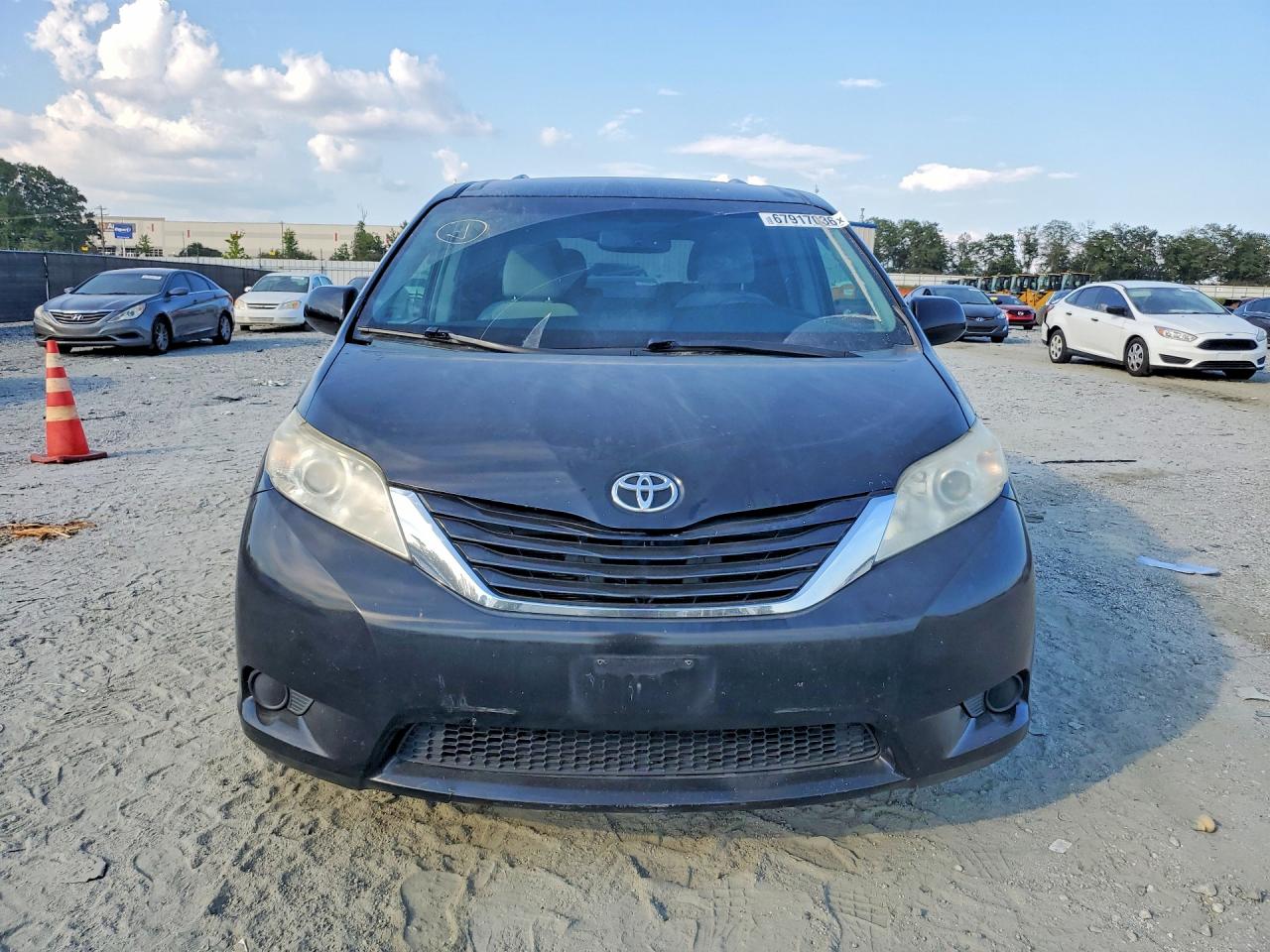 2015 TOYOTA SIENNA LE — снимка 5
