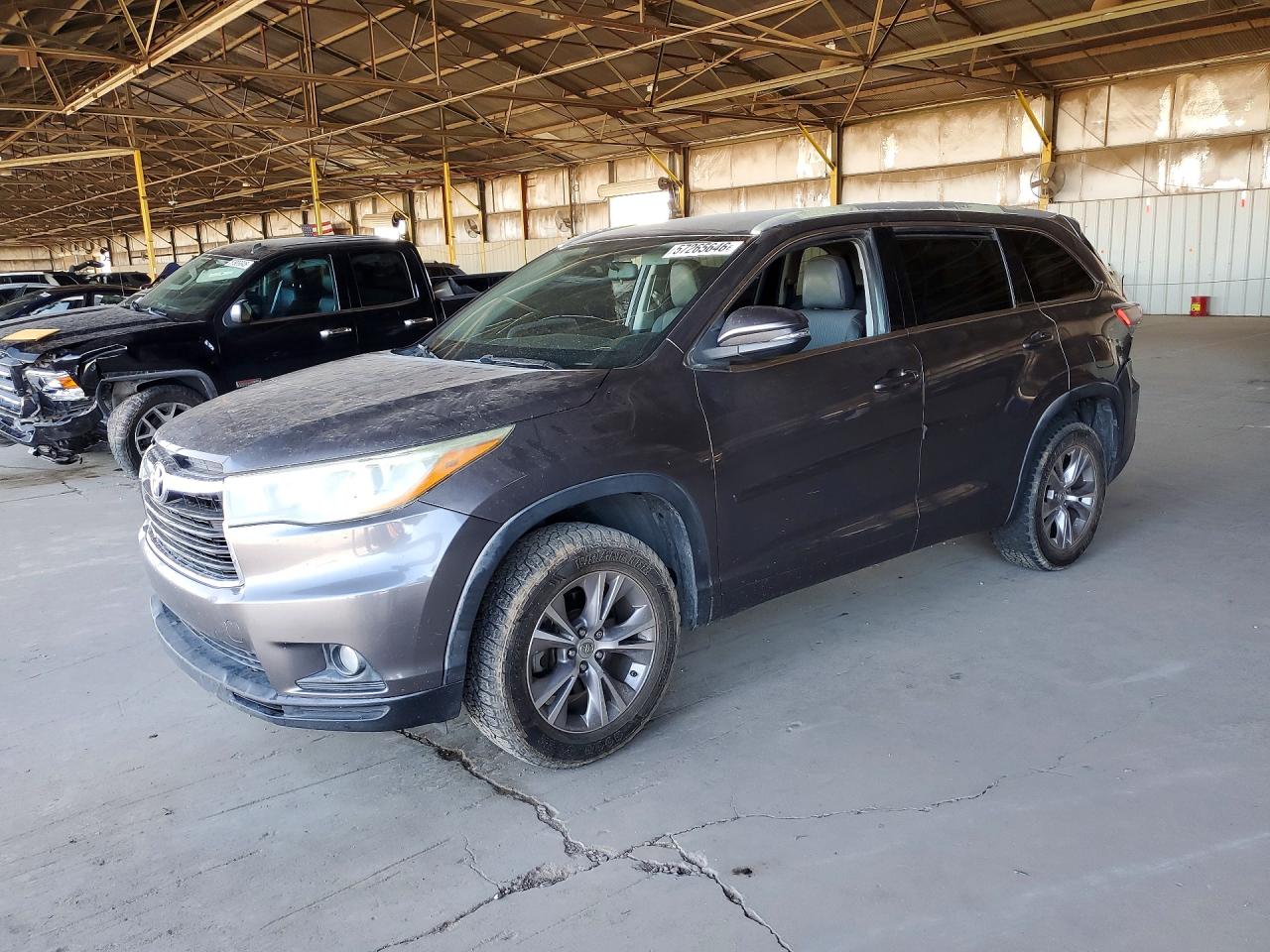 2015 TOYOTA HIGHLANDER LE PLUS