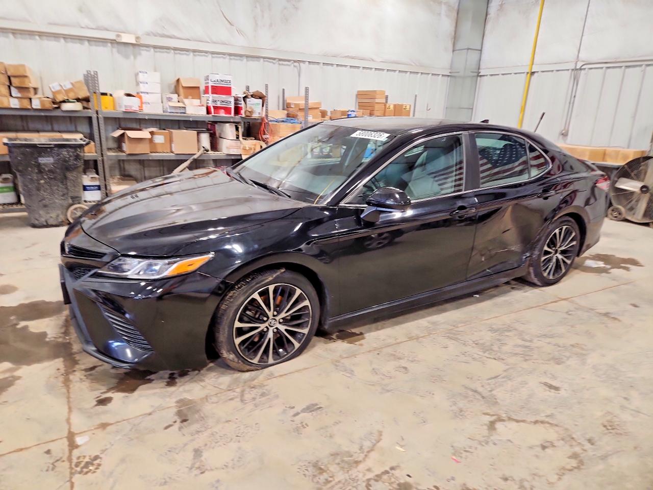 2019 TOYOTA CAMRY SE
