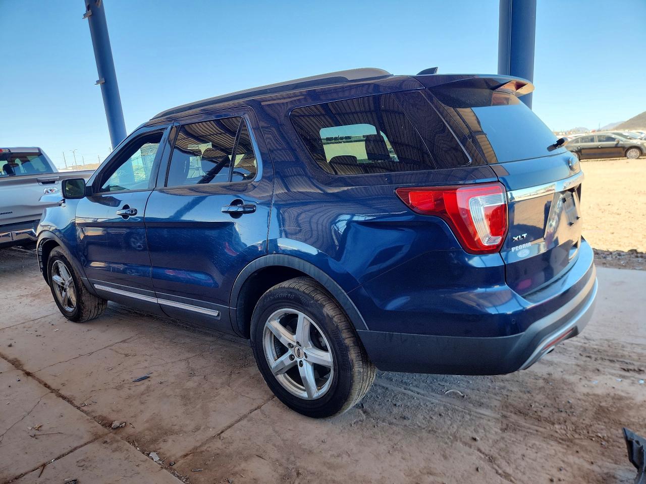 2017 FORD EXPLORER XLT — снимка 2