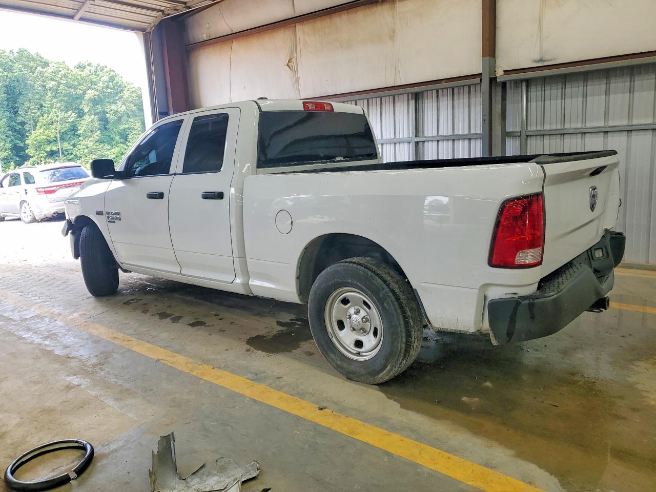 2019 RAM 1500 CLASSIC TRADESMAN — снимка 2