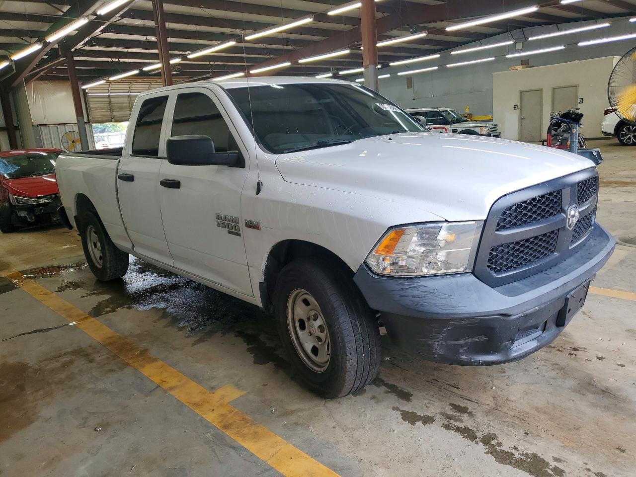 2019 RAM 1500 CLASSIC TRADESMAN — снимка 4