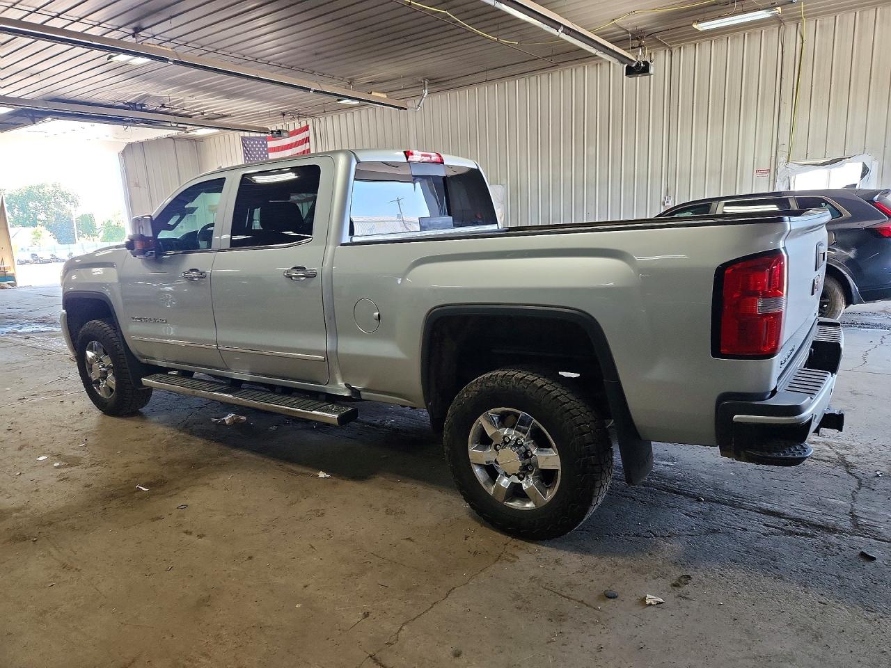 2019 GMC SIERRA3500 — снимка 2