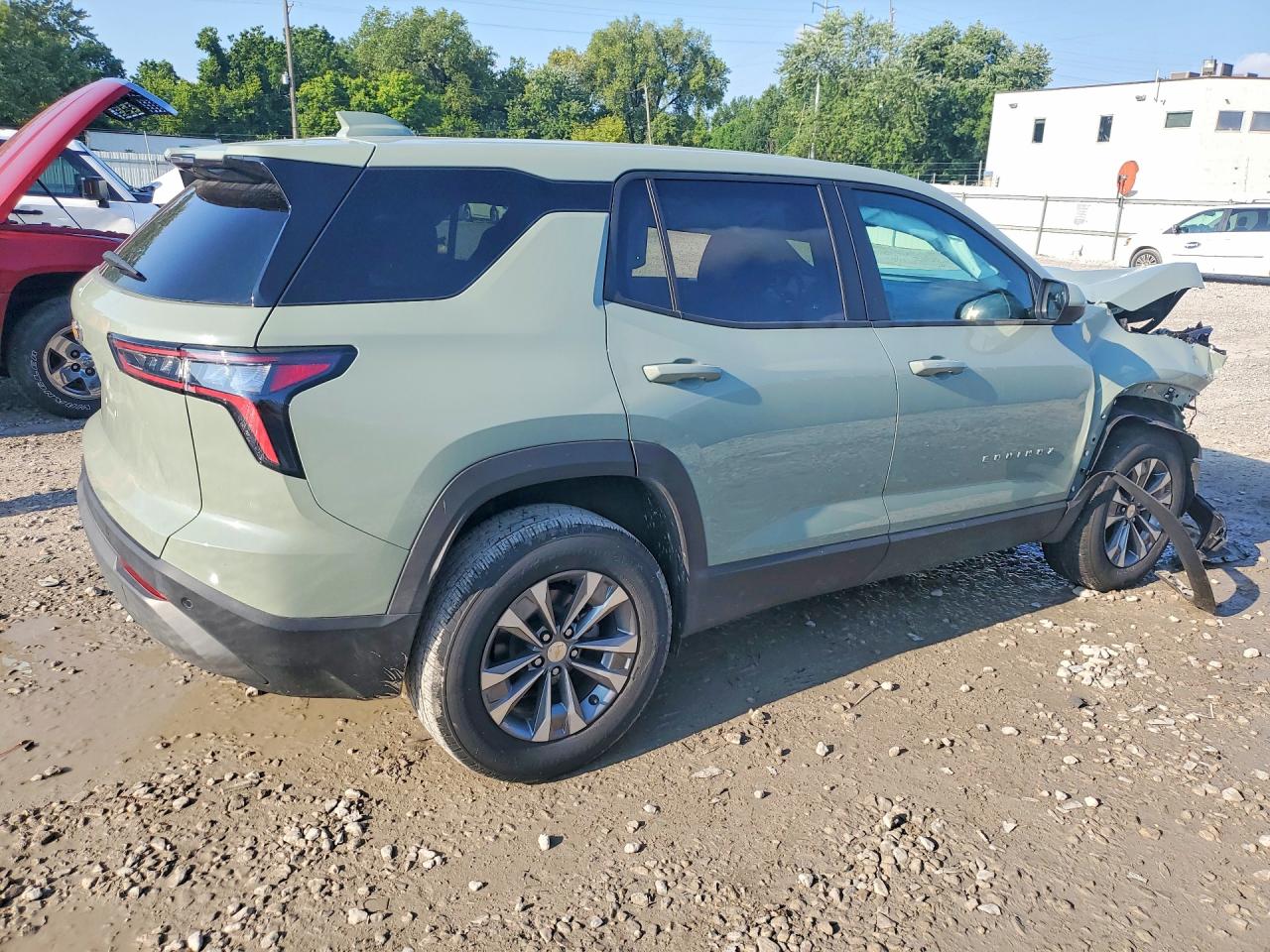 2026 CHEVROLET EQUINOX LT — снимка 3