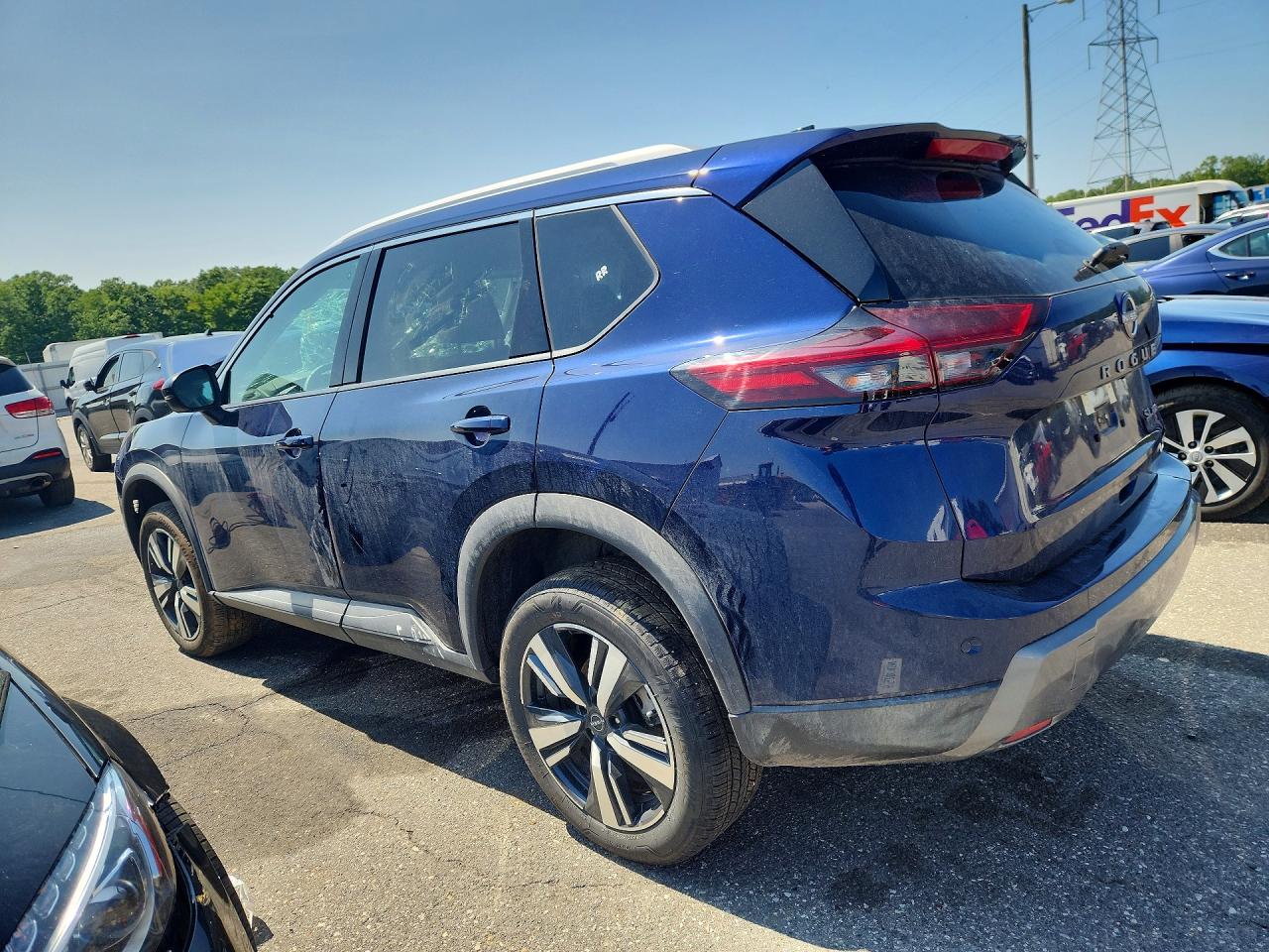 2026 NISSAN ROGUE SL — снимка 2