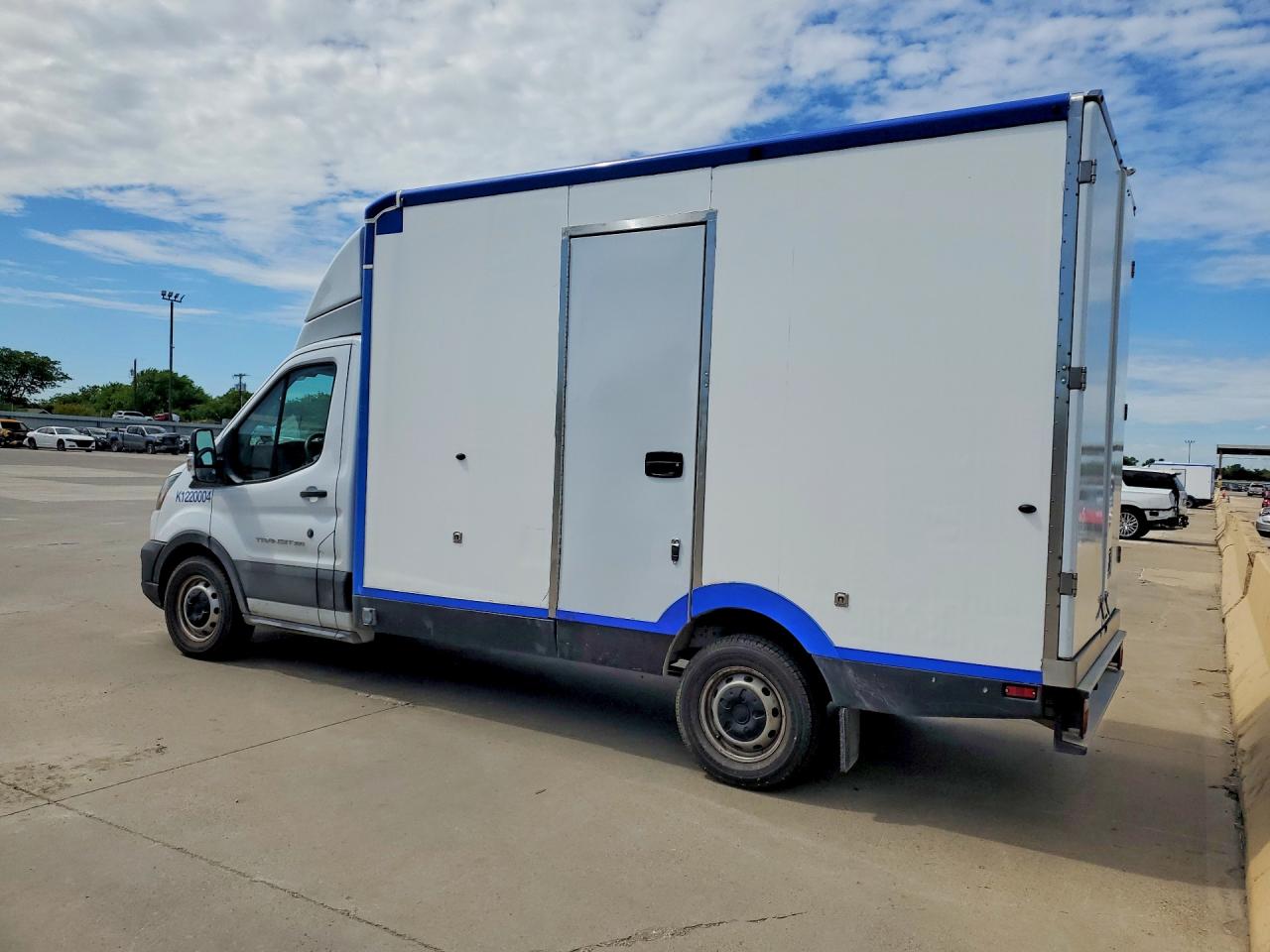 2022 FORD TRANSIT T-350 — снимка 2