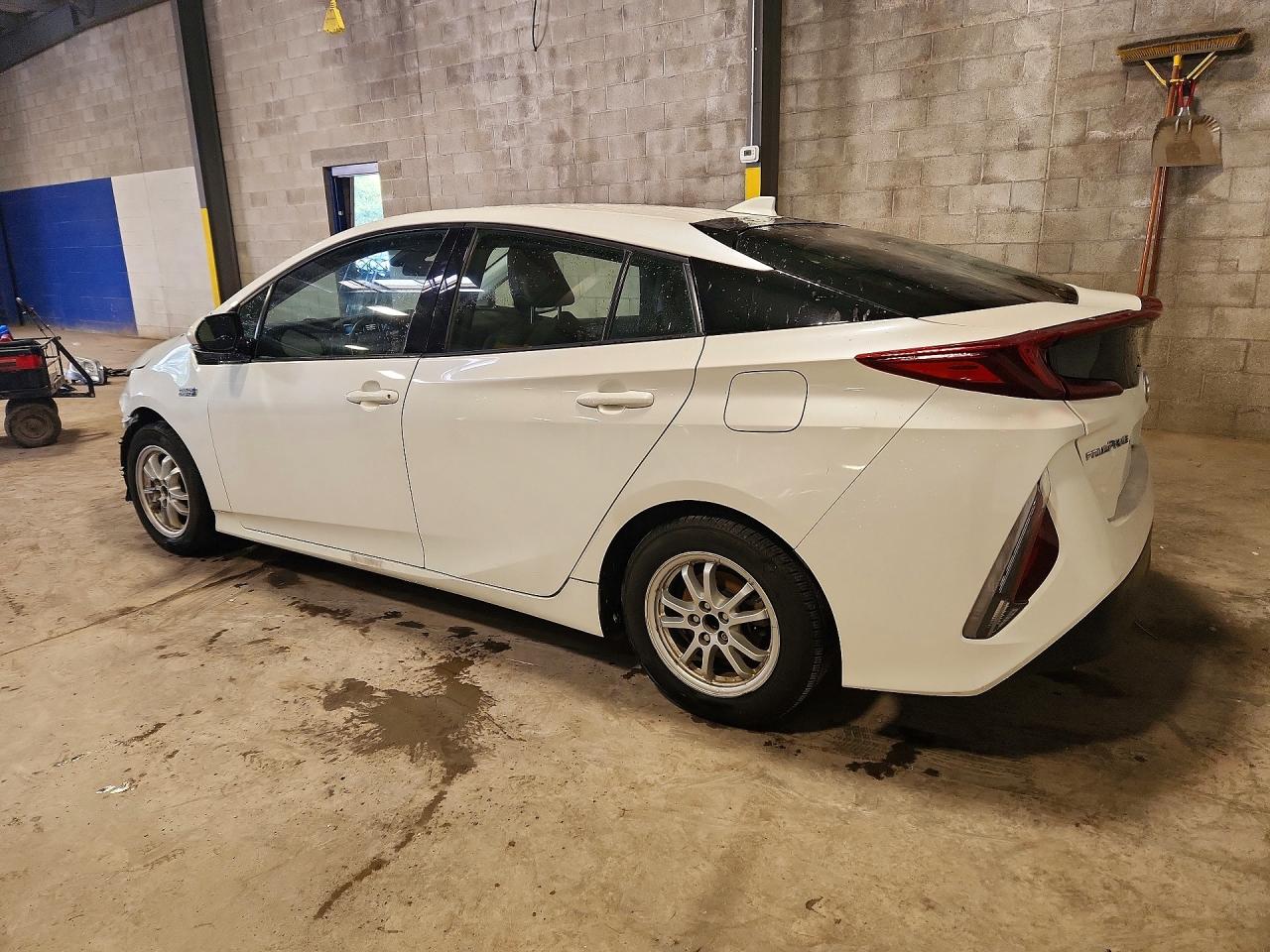 2018 TOYOTA PRIUS PRIME PREMIUM — снимка 2