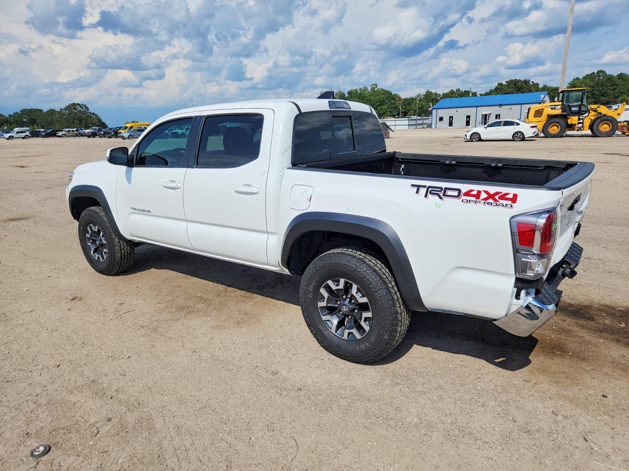 2023 TOYOTA TACOMA TRD OFF-ROAD — снимка 2
