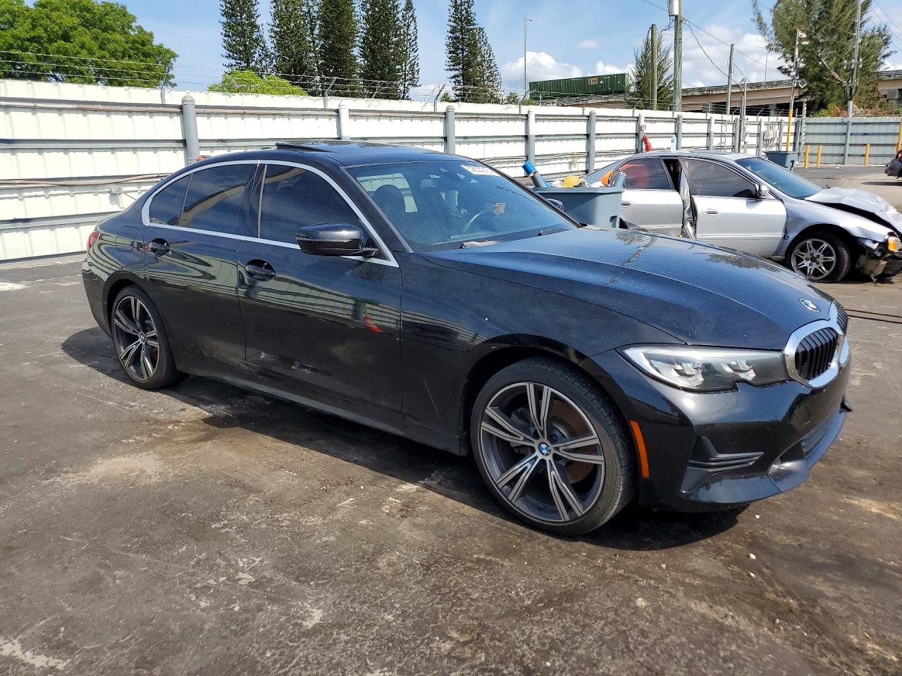 2019 BMW 330I — снимка 4