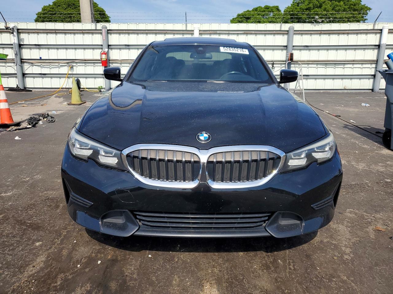 2019 BMW 330I — снимка 5