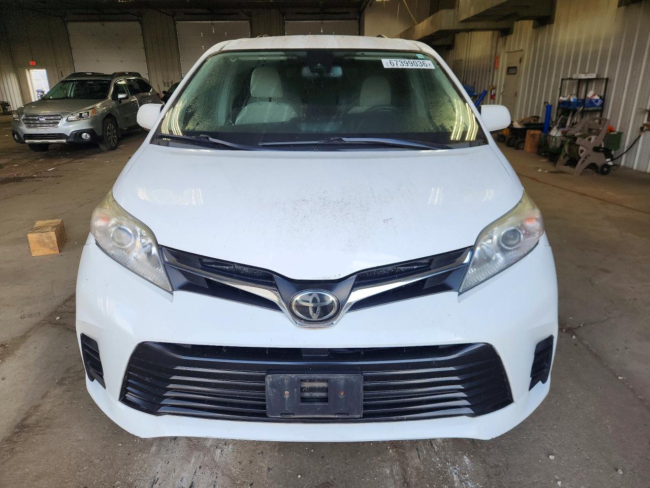 2018 TOYOTA SIENNA LE — снимка 5