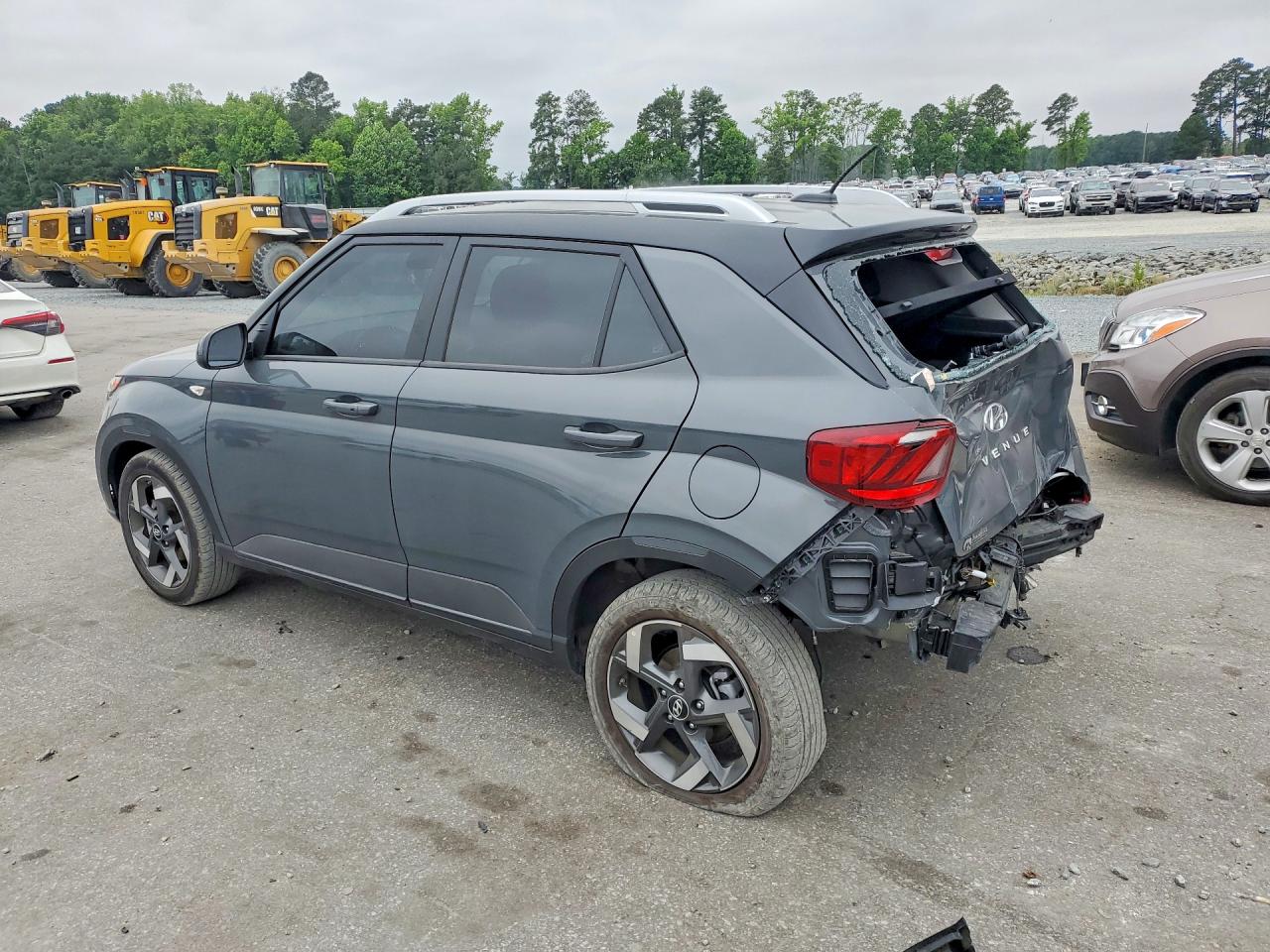 2026 HYUNDAI VENUE SEL — снимка 2