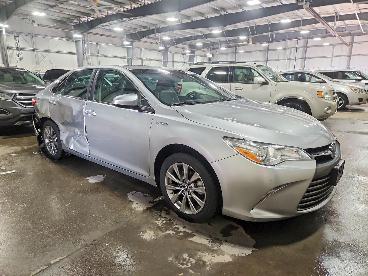 2017 TOYOTA CAMRY HYBRID XLE — снимка 4