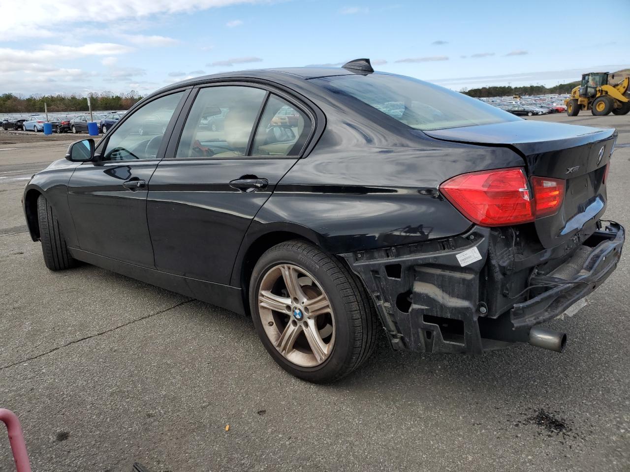 2015 BMW 320 I XDRIVE — снимка 2