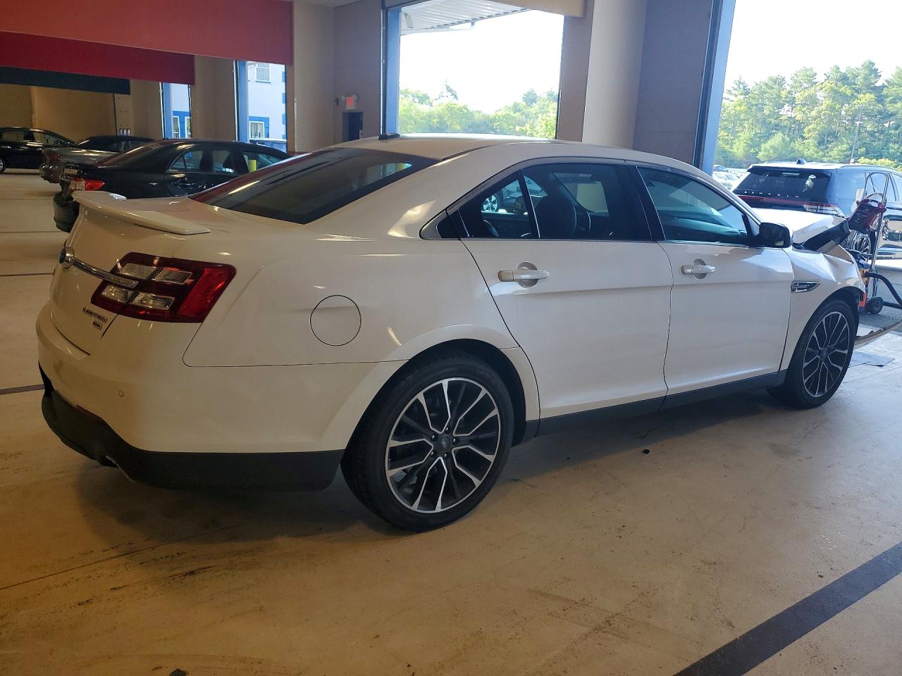 2019 FORD TAURUS LIMITED — снимка 3