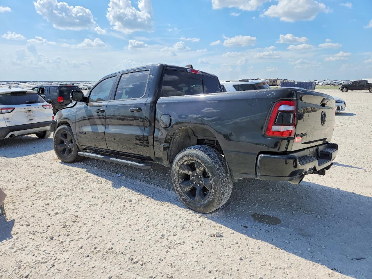 2019 RAM 1500 BIG HORN/LONE STAR — снимка 2