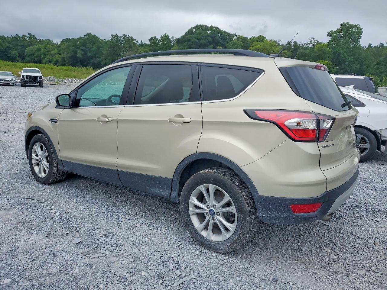 2017 FORD ESCAPE SE — снимка 2