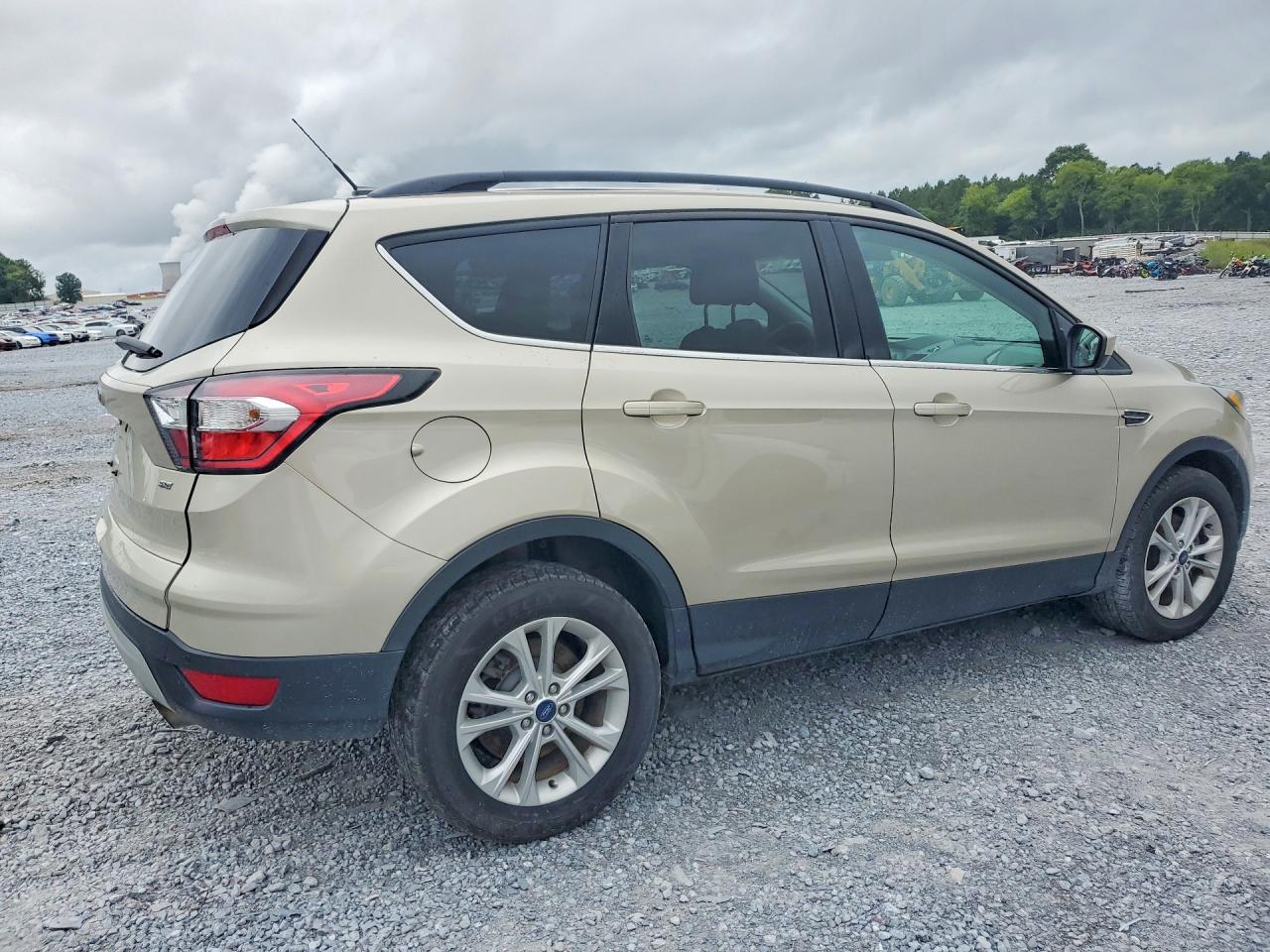 2017 FORD ESCAPE SE — снимка 3
