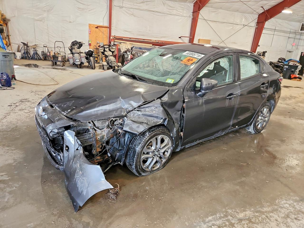 2019 TOYOTA YARIS LE