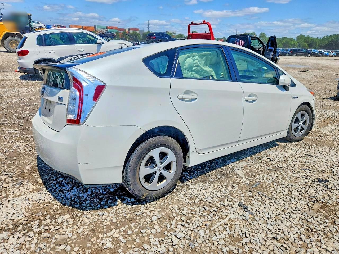 2015 TOYOTA PRIUS THREE — снимка 3