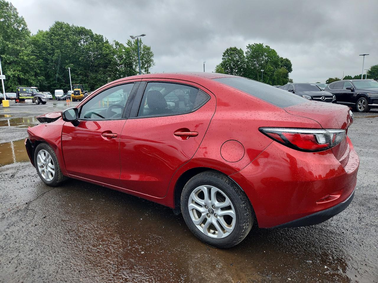 2017 TOYOTA YARIS IA BASE — снимка 2