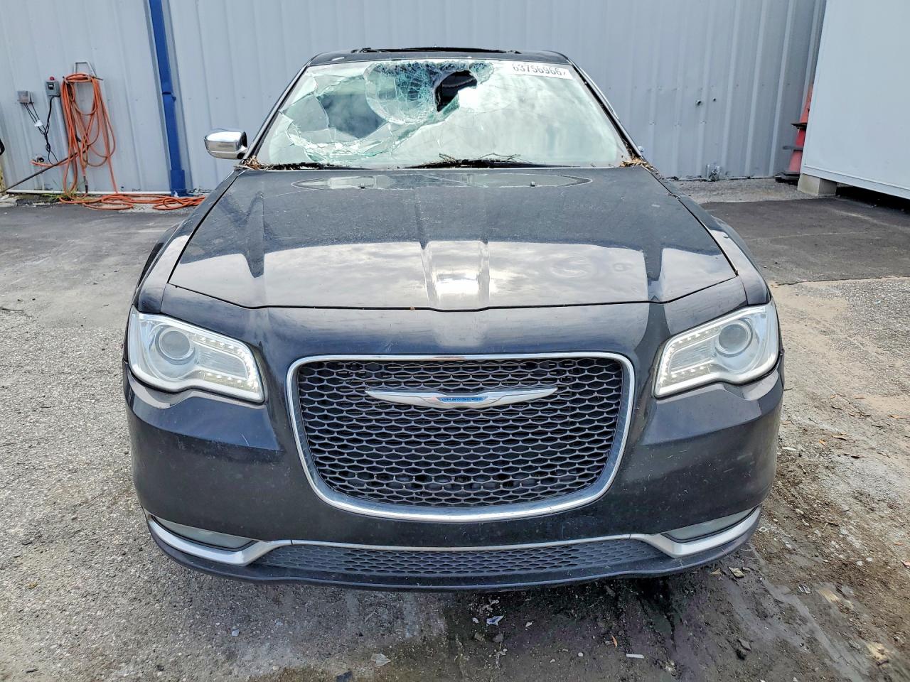 2017 CHRYSLER 300C — снимка 5