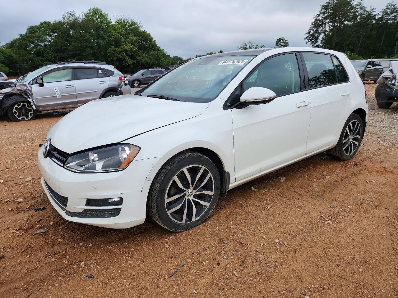 2016 VOLKSWAGEN GOLF S/SE