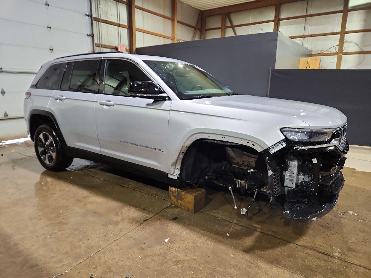 2024 JEEP GRAND CHEROKEE LIMITED 4XE — снимка 4