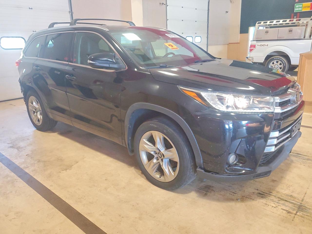 2018 TOYOTA HIGHLANDER LIMITED — снимка 4