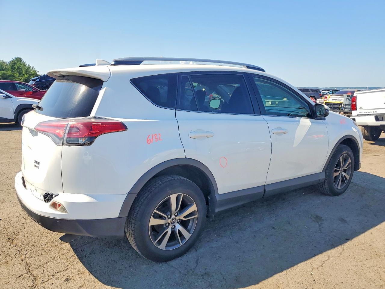 2017 TOYOTA RAV4 XLE — снимка 3