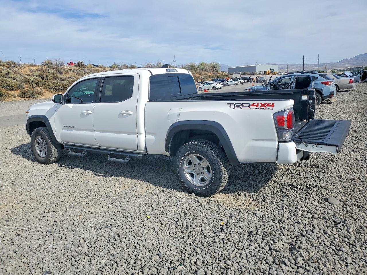 2022 TOYOTA TACOMA TRD OFF-ROAD — снимка 2