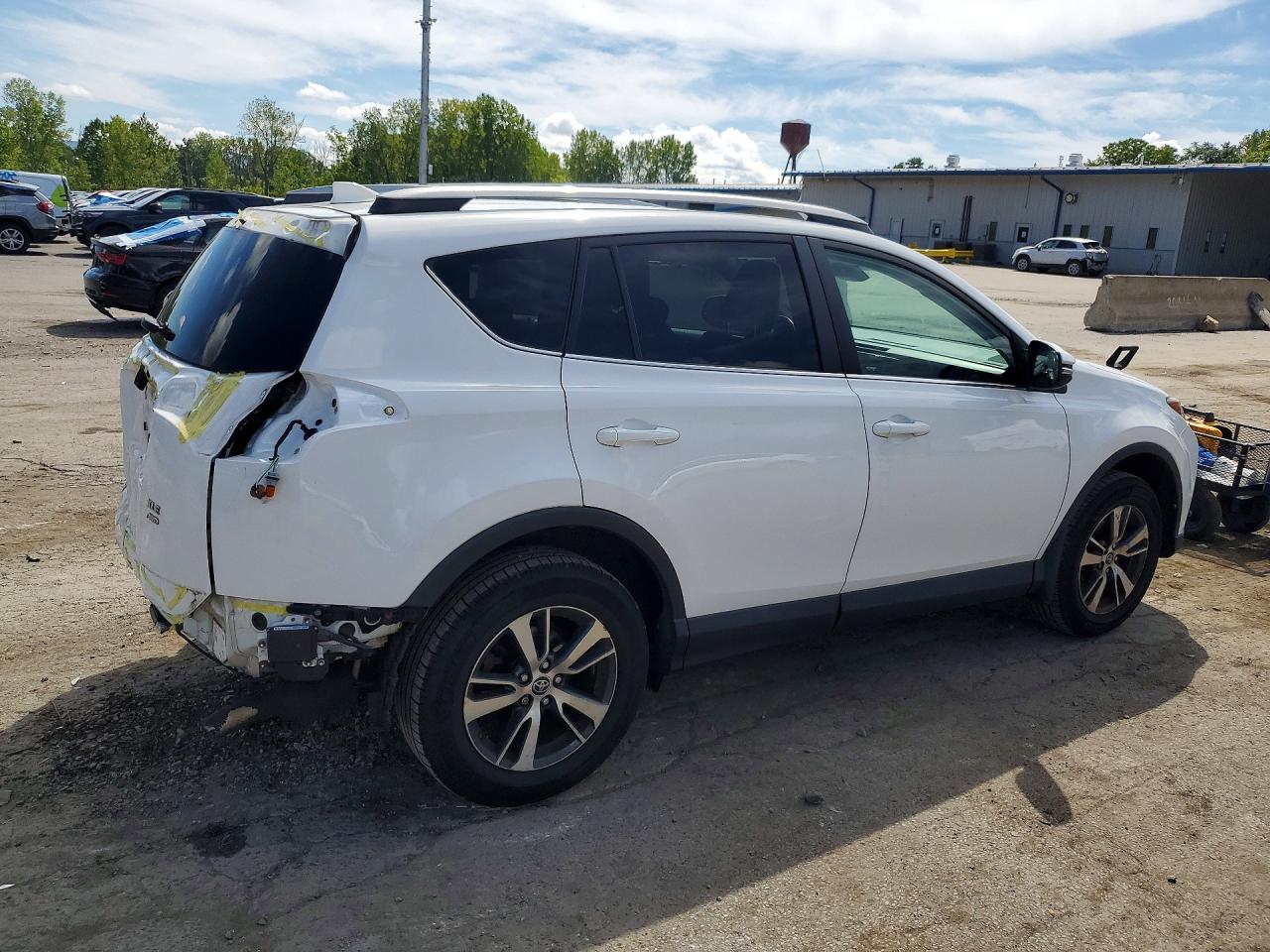 2018 TOYOTA RAV4 XLE — снимка 3