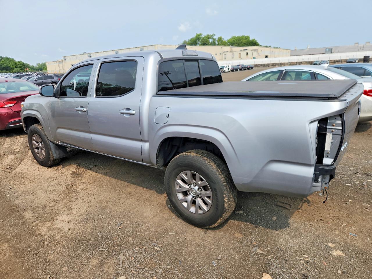 2020 TOYOTA TACOMA SR V6 — снимка 2